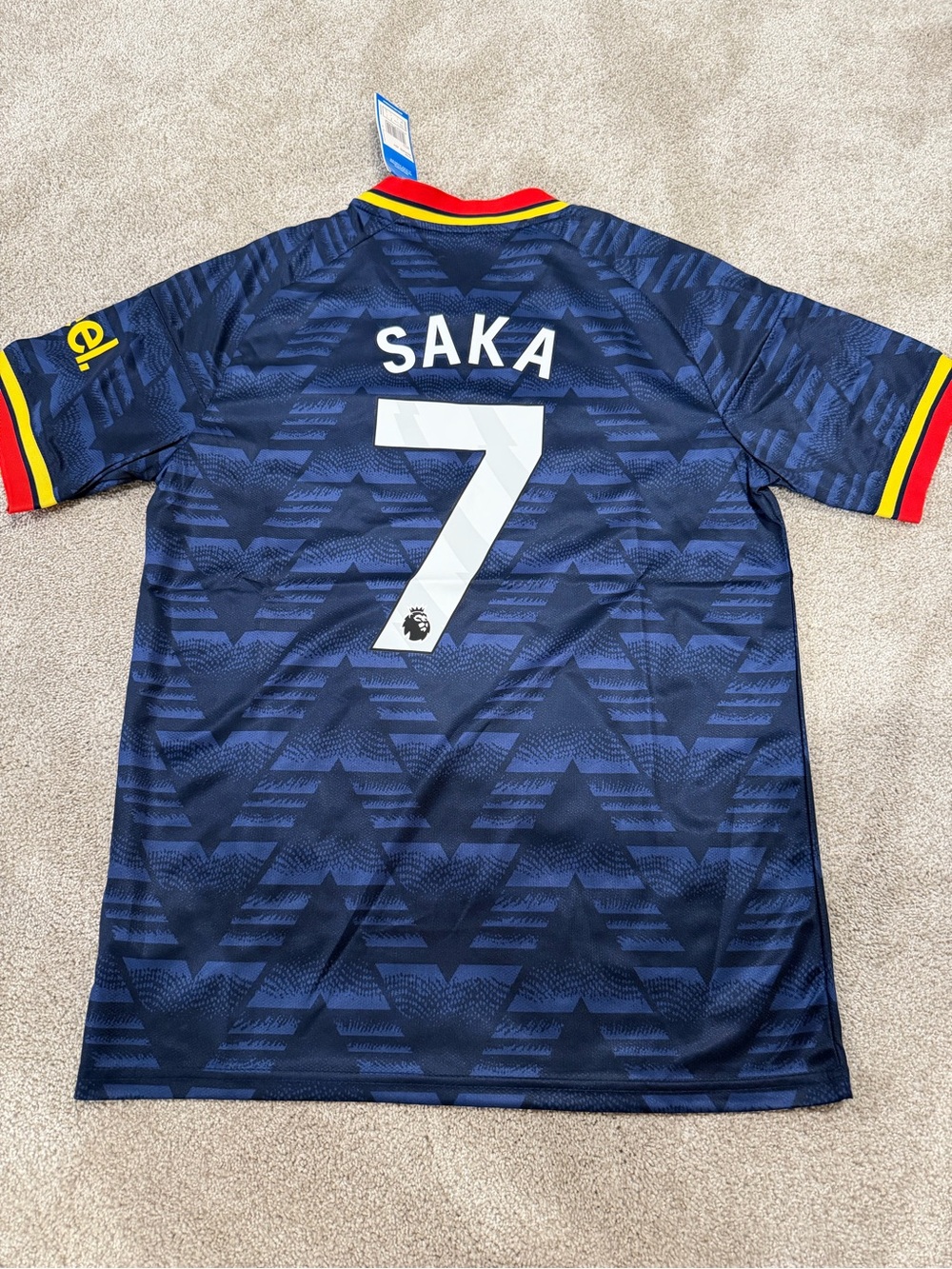 Adidas Arsenal MENS slim fit saka 26/27 away jersey